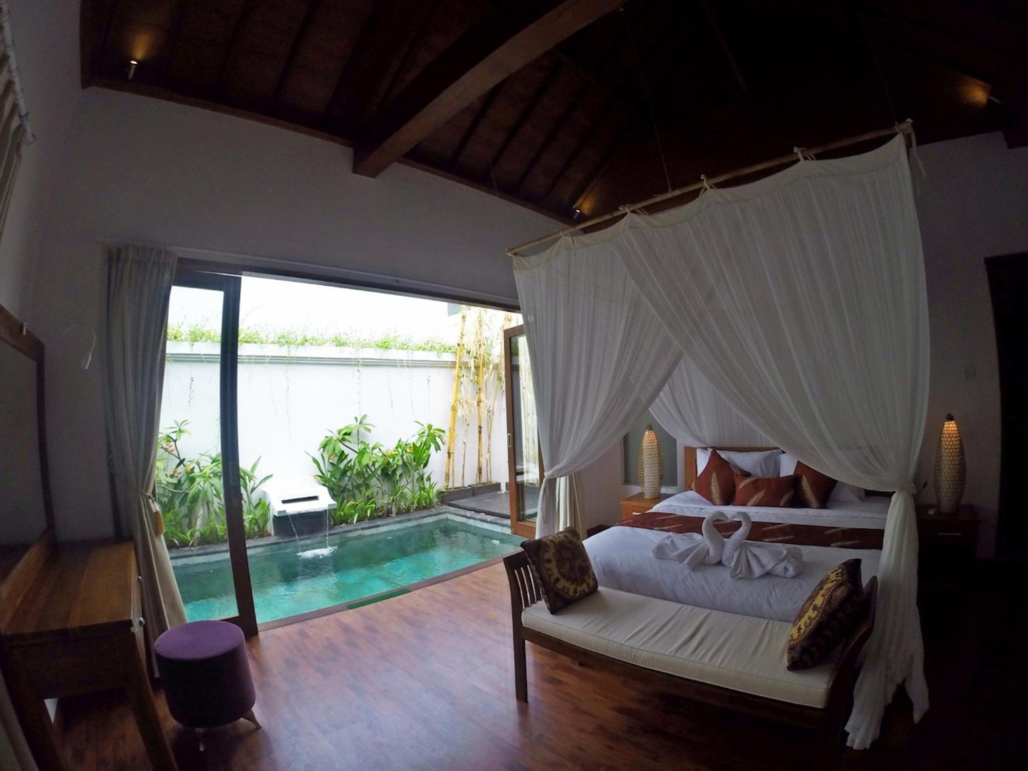 Villa Bougainville Seminyak Værelse billede