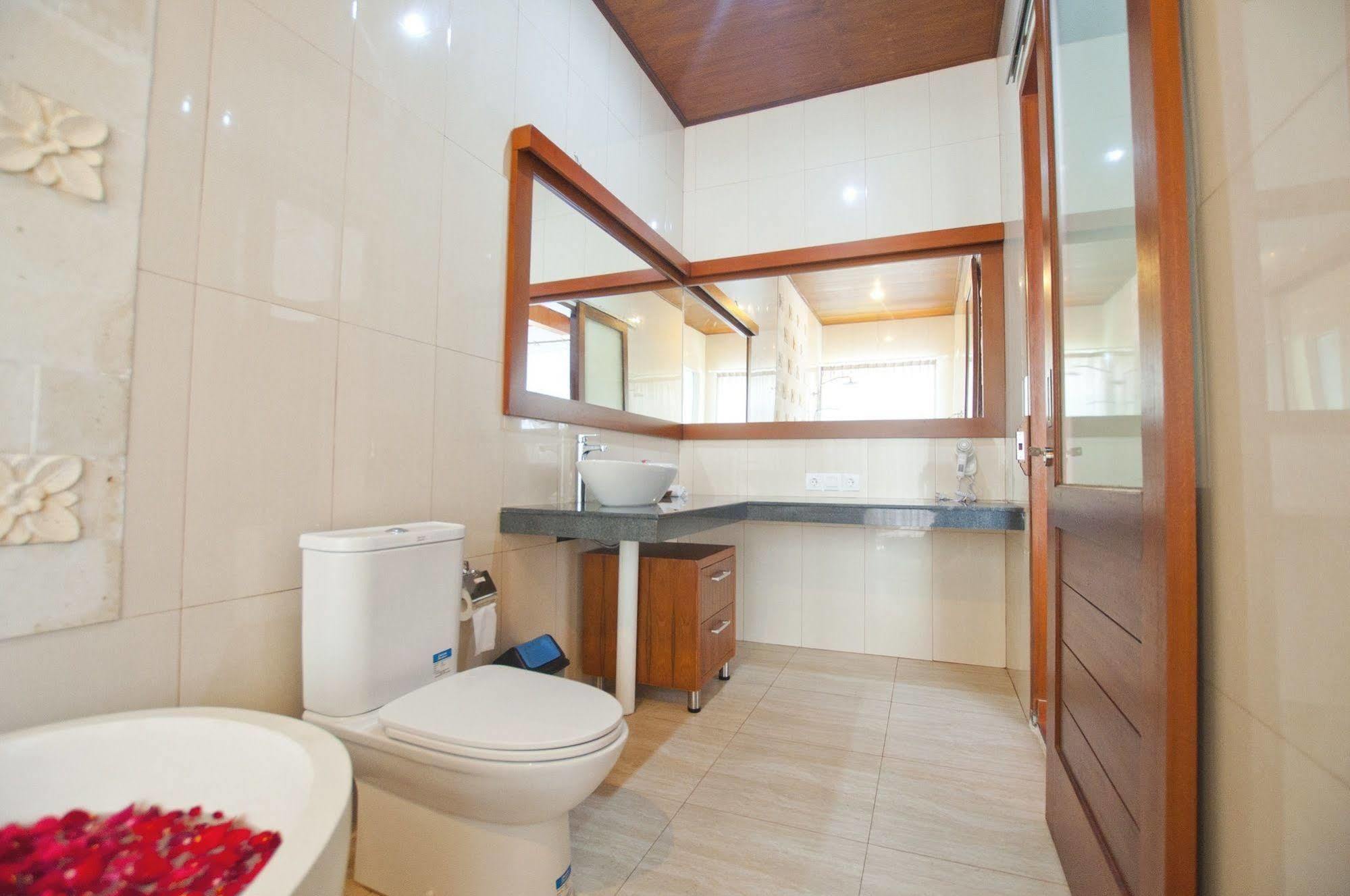 Villa Bougainville Seminyak Eksteriør billede
